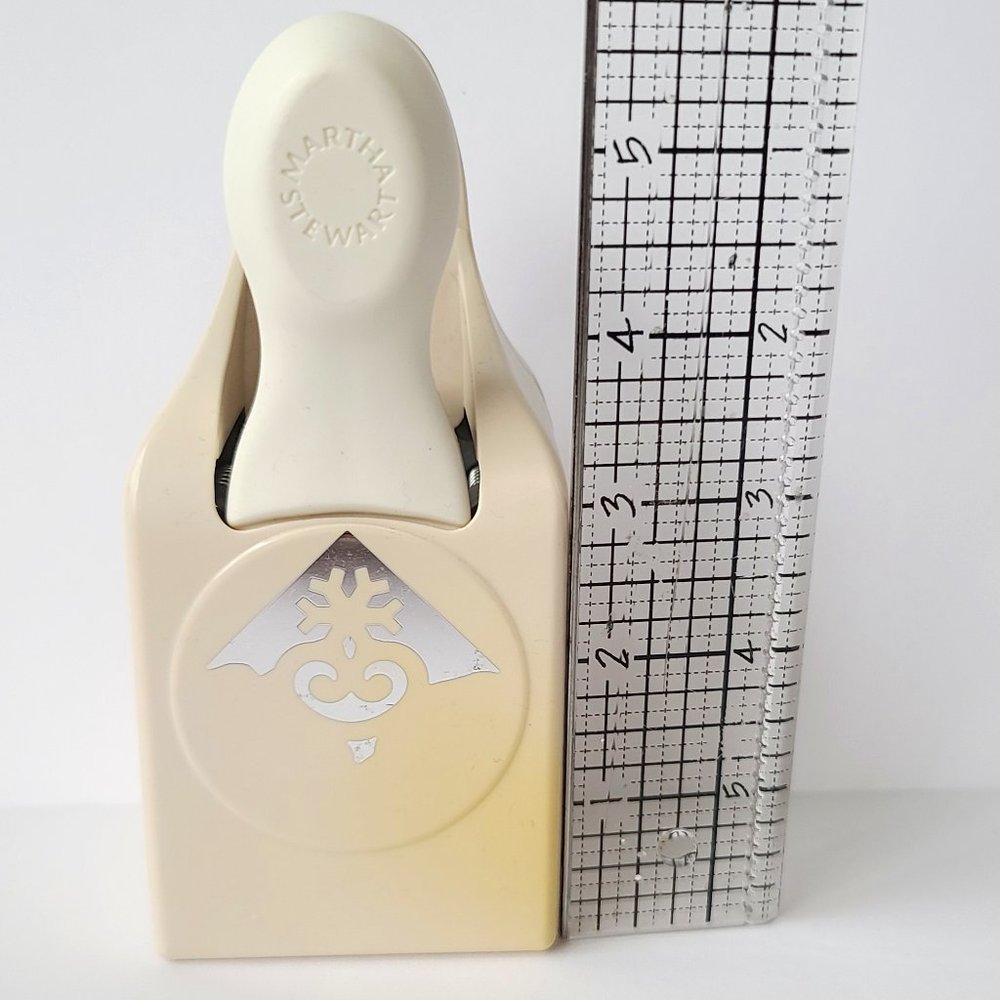 Martha Stewart - Snowflake Scroll RARE - Picture 6 of 10